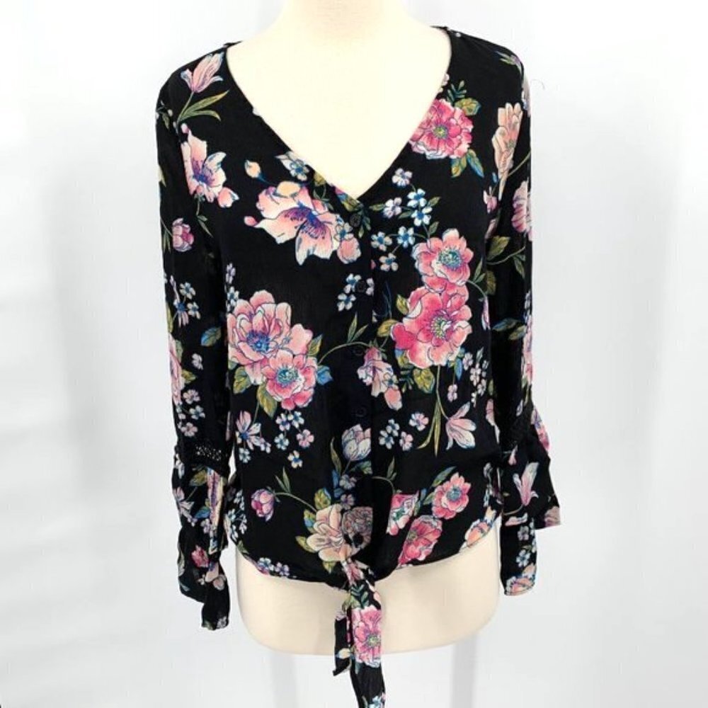 MAURICES Floral Faux Wrap Top Tie Front Black S